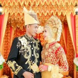 Tini Maulida profile icon