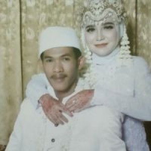 Fitri Suryani profile icon