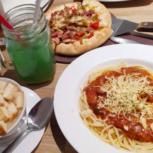 Anggraini_ 25 profile icon