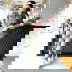 Rie Cha profile icon