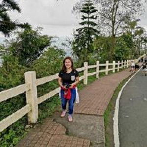 Lyn Sinahon profile icon