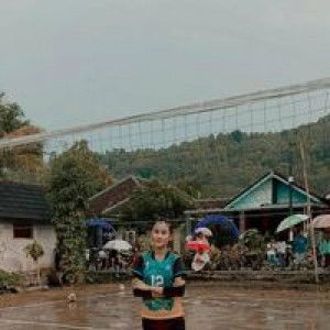 Leni Sftr profile icon