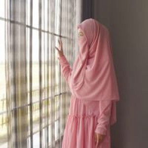 Dina Damayanti profile icon