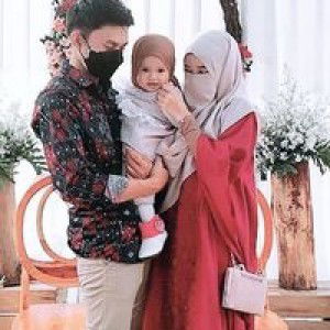 Nur Asiyah profile icon