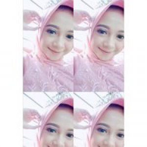 Lia Fajar Wati profile icon