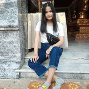 ปิ่น ชลธิชา profile icon