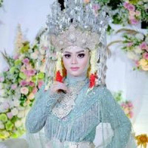 Riskha Damaya profile icon