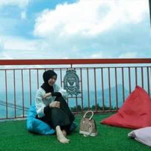 Rieniy Rhient profile icon