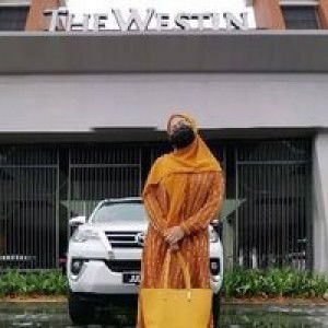 Ros Amani profile icon