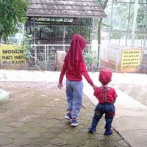 Ummi Asna El-Munawar profile icon