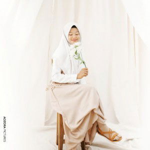 Yenni Angraini profile icon