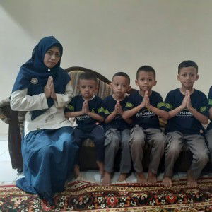 dessy sugih profile icon