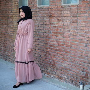 Rizqi Qurrotul Aini profile icon