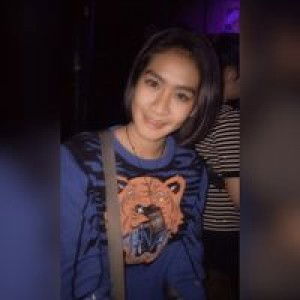 Ploy Benjalak profile icon