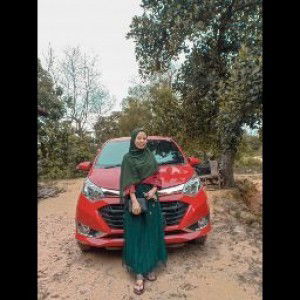 Putri Ainun profile icon