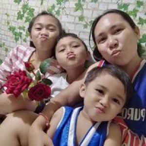 Nancy Gealon Nieves profile icon