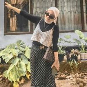 Rania Insira profile icon