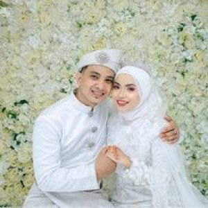 Eana Athirah profile icon