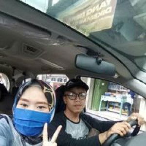 Risa Putri profile icon