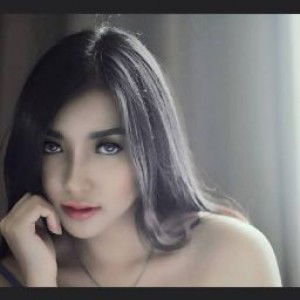 Fristya Della profile icon