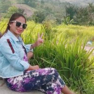 Tina Zaylezz profile icon