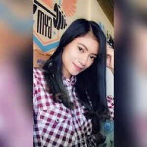 Devyaa Indah Mawar profile icon