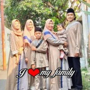 Sri Pebruani profile icon