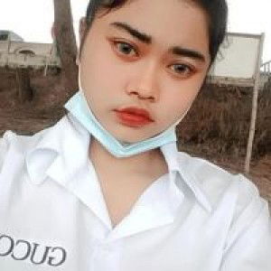 พลอย งัย profile icon