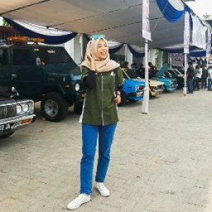 Dena Hakim profile icon