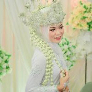 Indahwati profile icon