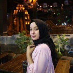 Indri Apriyani profile icon