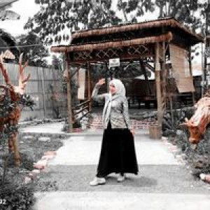 NUR BANI HASIM profile icon