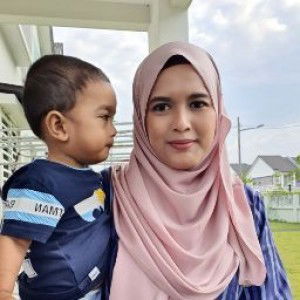 Yuslia Suhana profile icon