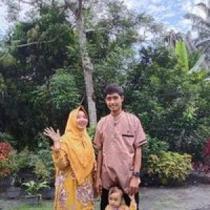 Indah SyahfitRi profile icon