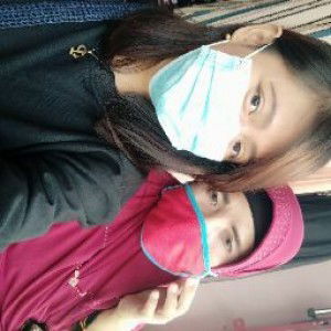 Putri Wardani profile icon