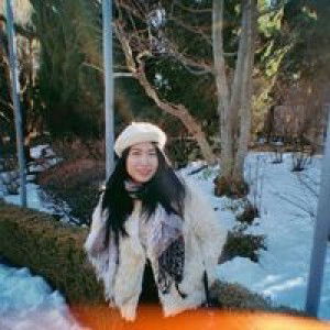 Poppy Thanaporn Thatsanaphak profile icon