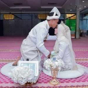 Fara Nadia profile icon