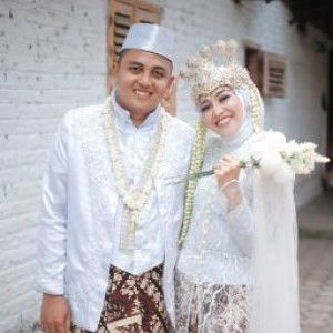 Zulfia Aviv profile icon