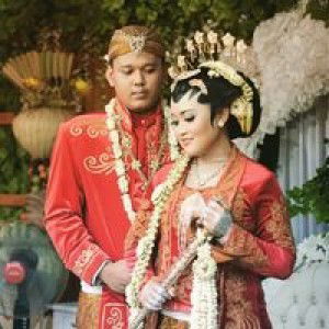 Mey Larré GLönggöng profile icon