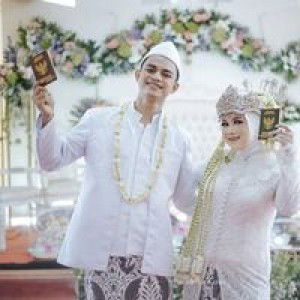 Melly Yanti Aroma profile icon