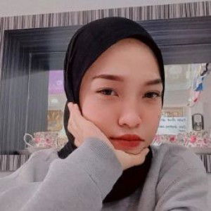 Nur Aeen profile icon