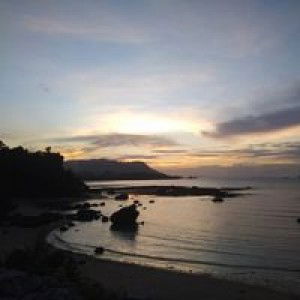 Nur Echa Zahra profile icon