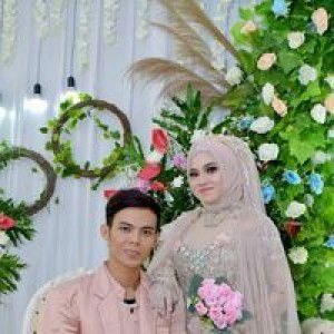 Susi Selawati profile icon