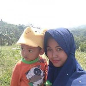 Siti Ayu Lestari profile icon