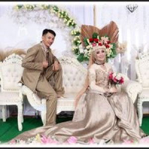 Ade Marlianna Fauzyah profile icon