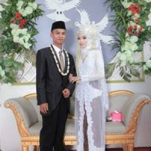 Ririn puji Astuti profile icon