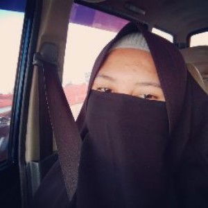 Dela Pertiwi profile icon