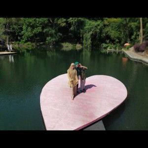 Intan Diani profile icon