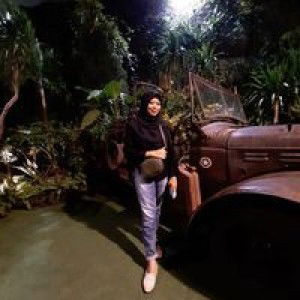 Lilis Nurohmah profile icon