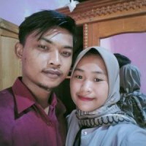 Dwi Lestari profile icon